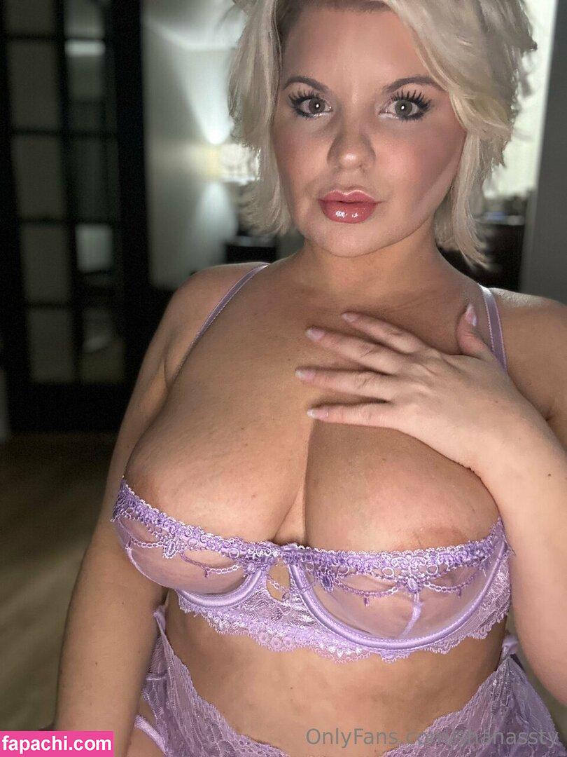 Chivelicious / martyloveswine leaked nude photo #0426 from OnlyFans/Patreon