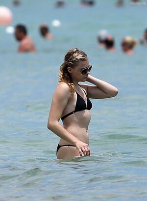 Chloe Grace Moretz leaked media #0816