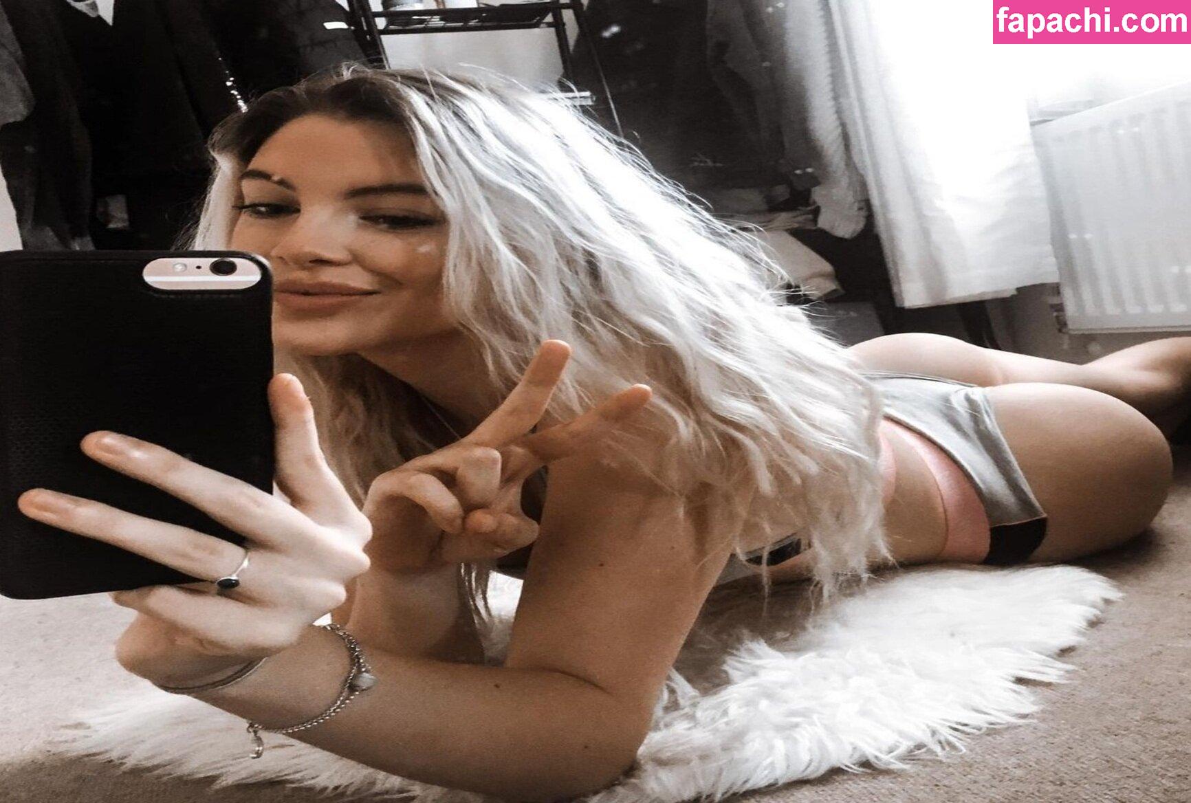 Chloe Taylor / ChloeTaylor8989 / chloebaldwin... / chloetaylor / countrychloe leaked nude photo #0007 from OnlyFans/Patreon