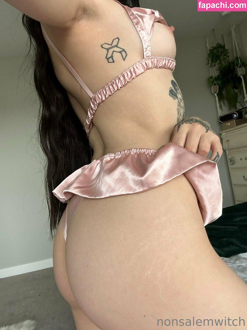 Claire Estabrook / Lilmoonbbyy / Nonsalemwitch / Plurrrkittyy leaked nude photo #0042 from OnlyFans/Patreon