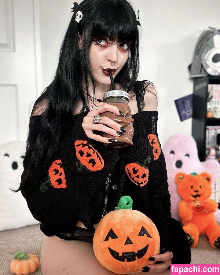 Coffeeprincessxo / spookyxkittyx leaked nude photo #0011 from OnlyFans/Patreon