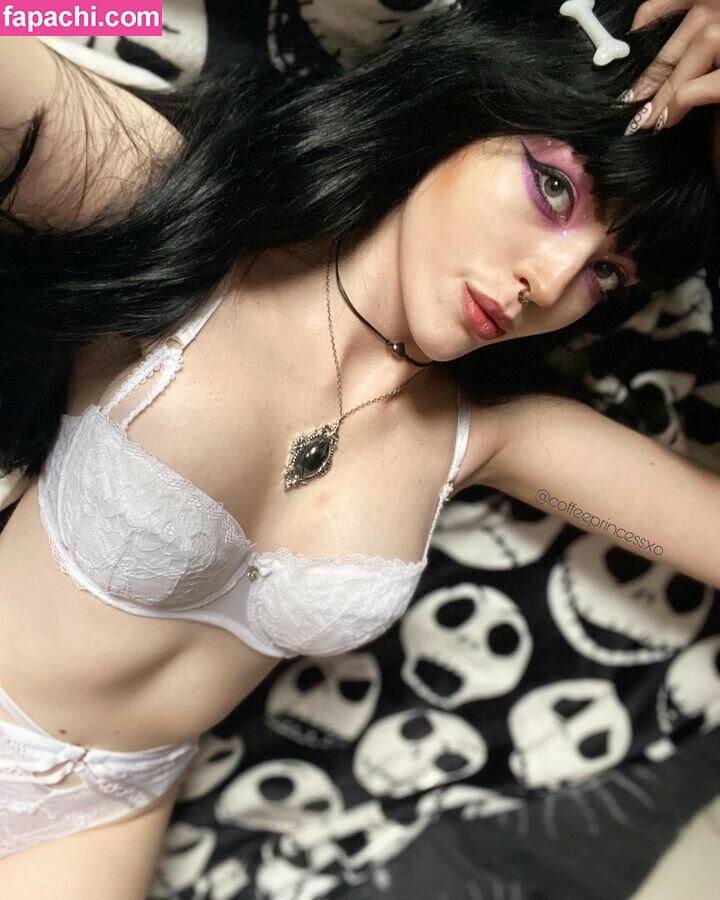 Coffeeprincessxo / spookyxkittyx leaked nude photo #0022 from OnlyFans/Patreon