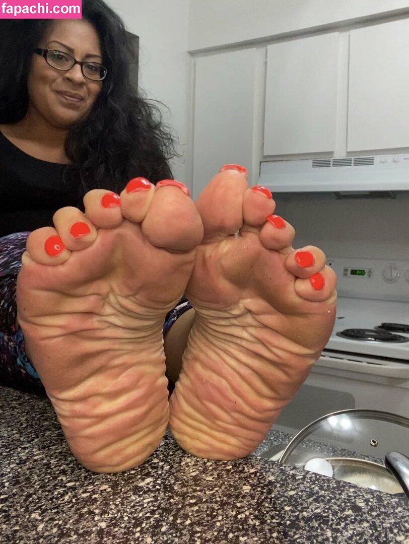 Comefollowsarah Sarah / comefollowsarah / sarah_soles leaked nude photo #0004 from OnlyFans/Patreon