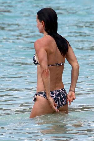 Courteney Cox leaked media #0104