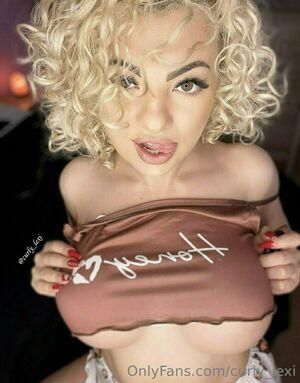 curly_lexi leaked media #0036