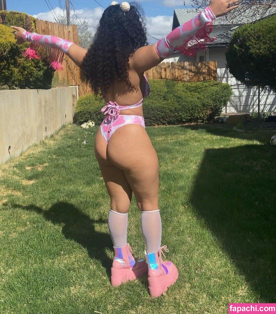 Curlybeanraver leaked nude photo #0004 from OnlyFans/Patreon