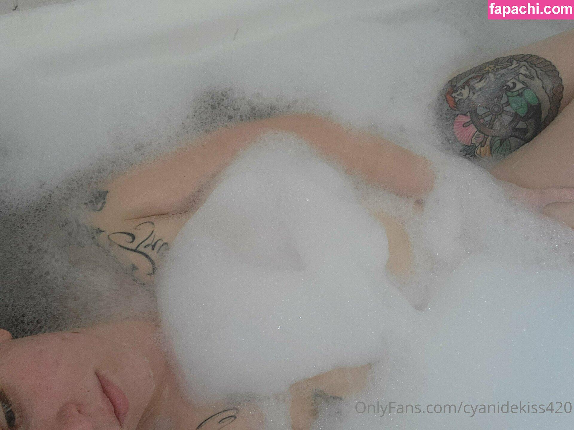 cyanidekiss420 / samanthaxcyanide leaked nude photo #0018 from OnlyFans/Patreon