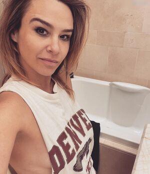 Danielle Harris leaked media #0177