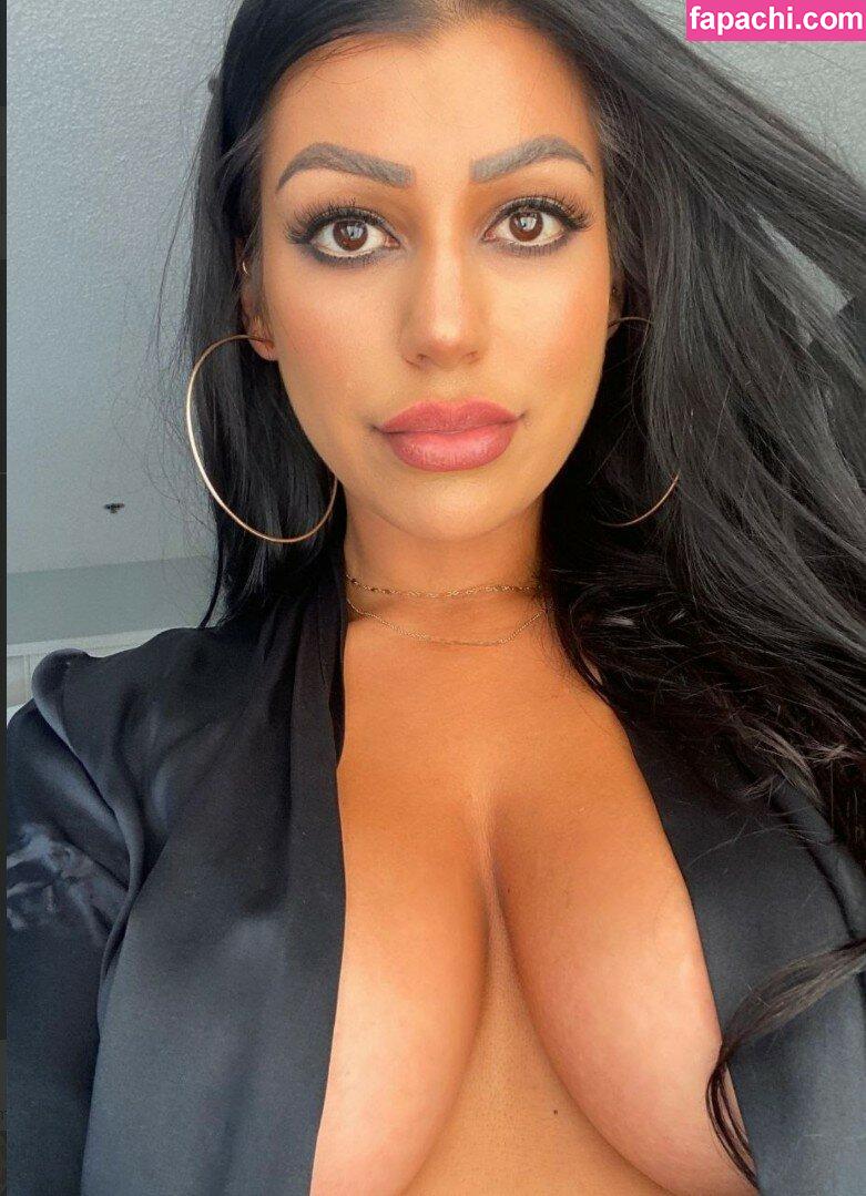 Délice Nadia leaked nude photo #0007 from OnlyFans/Patreon