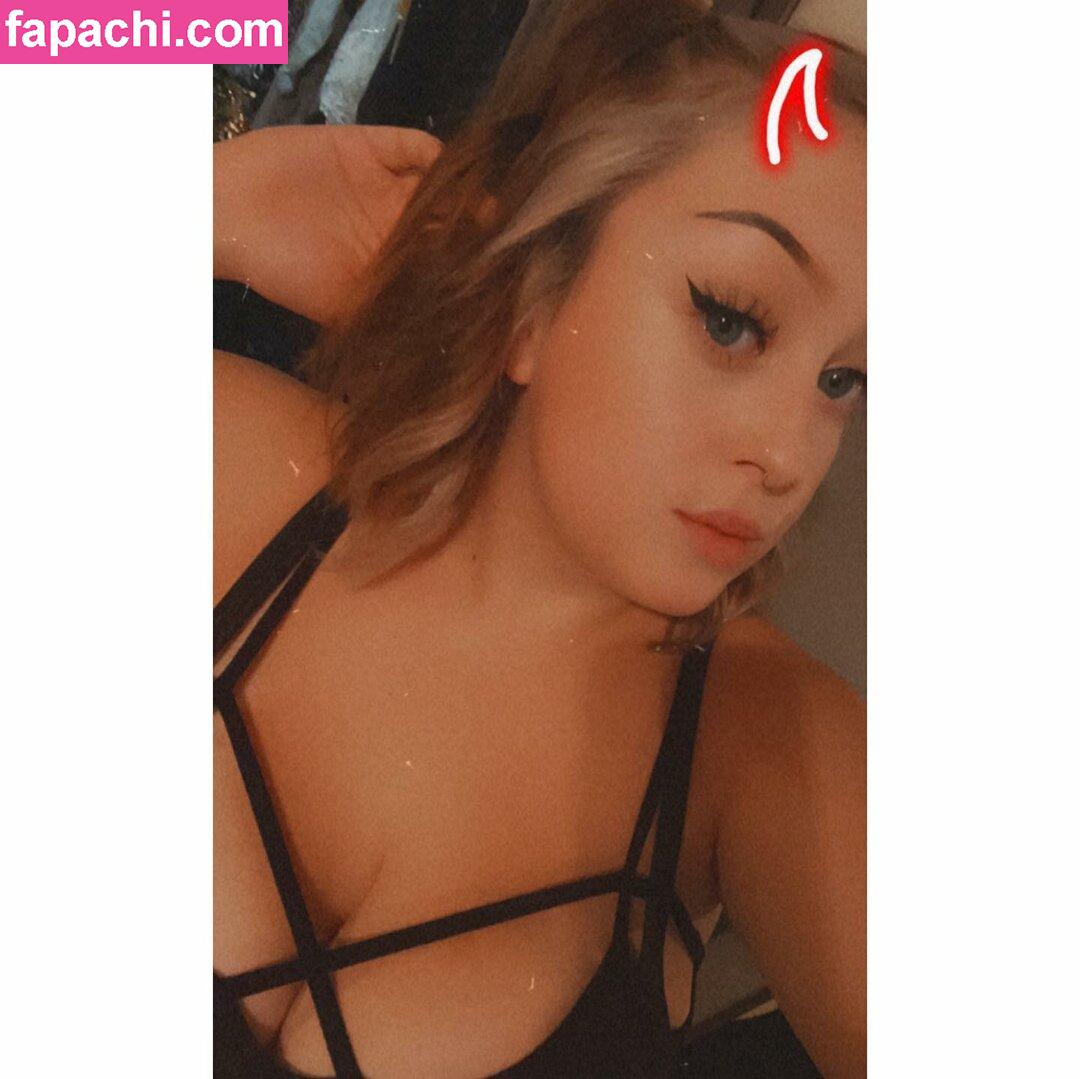 Destinee C / destinee.c_ / destineeeeeeeeeeeeeee leaked nude photo #0006 from OnlyFans/Patreon