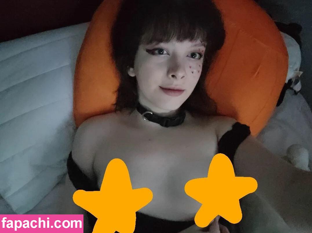 Dianalikesclowns / Crystal9955 / diana-likes-clowns / dianalikesclown / raunchy_couple / shinelikeasunflower leaked nude photo #0049 from OnlyFans/Patreon