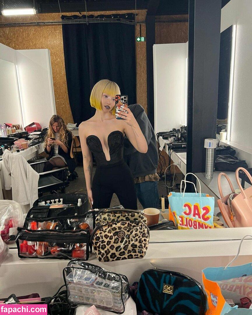 Dove Cameron / DoveCameron / darkwingdove leaked nude photo #0334 from OnlyFans/Patreon