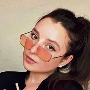 Elena Deligioz avatar