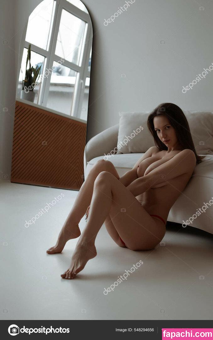 Elena Vaschenko / Favorite girl / Queenelenaa / Sweetelena / elena_lenz / girl_favorite_girl leaked nude photo #0025 from OnlyFans/Patreon