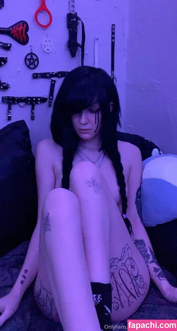 elflovingherself / royalhighnxss leaked nude photo #0003 from OnlyFans/Patreon