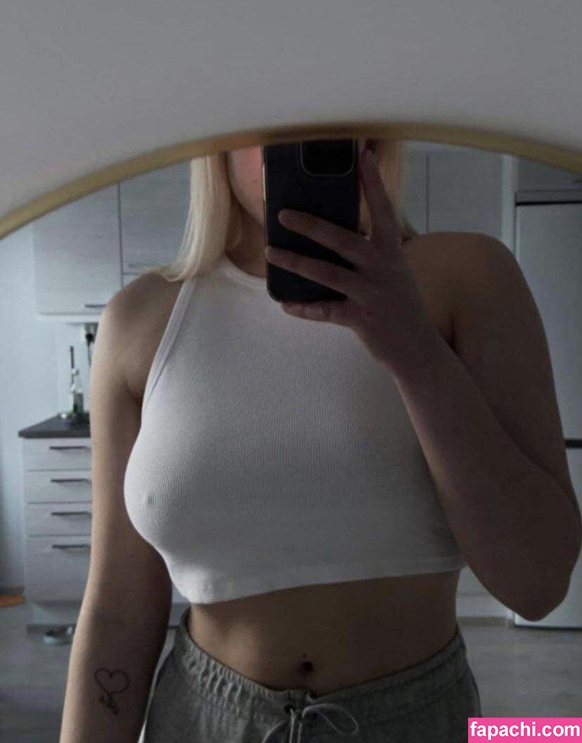 Elina / elina_4_22 leaked nude photo #0037 from OnlyFans/Patreon