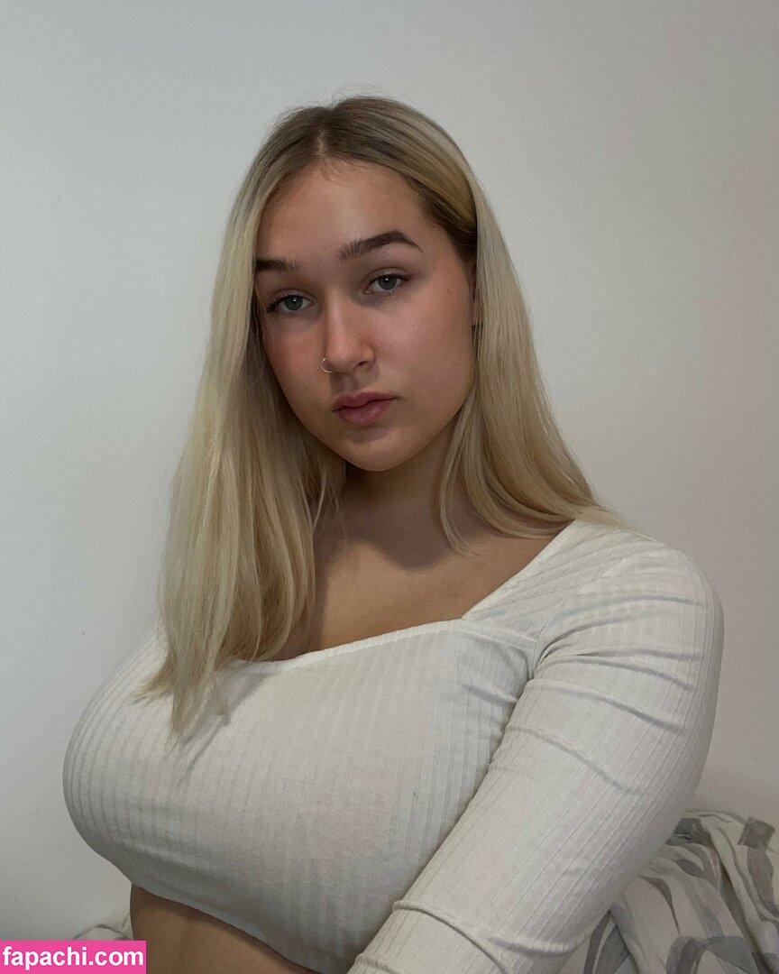 Elina / elina_4_22 leaked nude photo #0053 from OnlyFans/Patreon