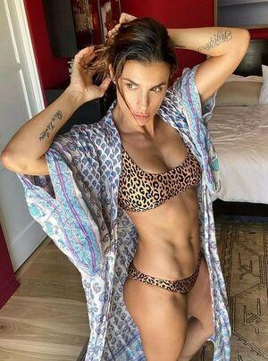 Elisabetta Canalis leaked media #0464