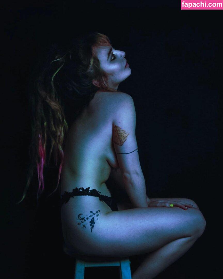 Eliza Grace / ElIZAGRACEMUSIC / elizaxograce leaked nude photo #0057 from OnlyFans/Patreon