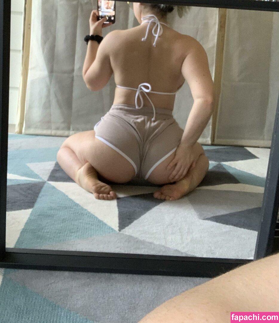 Elliemw1 / Ellimary / _emmiiillyyy_ / elliemary leaked nude photo #0010 from OnlyFans/Patreon