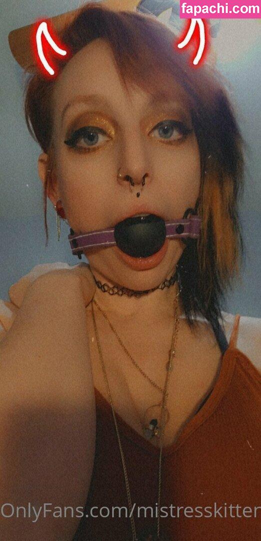 elvishly_deviant13 / kaitlinalyssacharles leaked nude photo #0051 from OnlyFans/Patreon