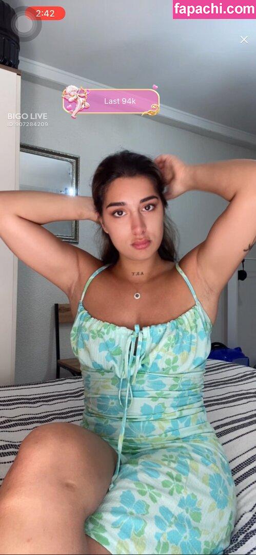 emerald1995 / emeraldjustine leaked nude photo #0029 from OnlyFans/Patreon