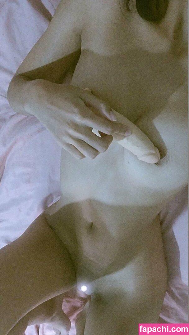 Emiloli / Emiloliofc / Emily Lopes / erololi leaked nude photo #0005 from OnlyFans/Patreon