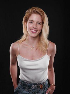 Emily Bett Rickards leaked media #0013