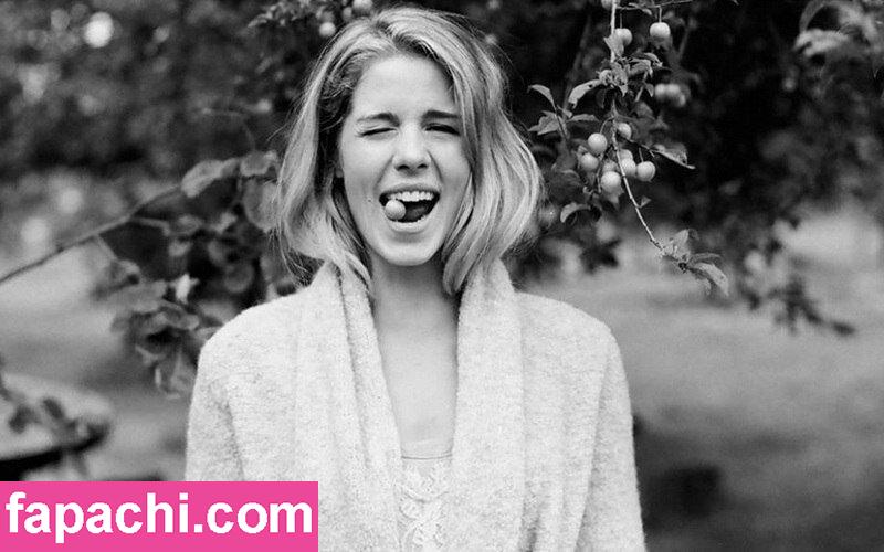 Emily Bett Rickards / emily_bett_rickards leaked nude photo #0017 from OnlyFans/Patreon