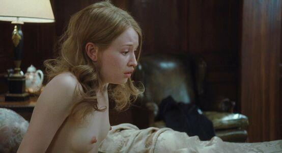 Emily Browning leaked media #0146