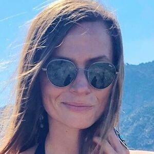 Emily Hart avatar