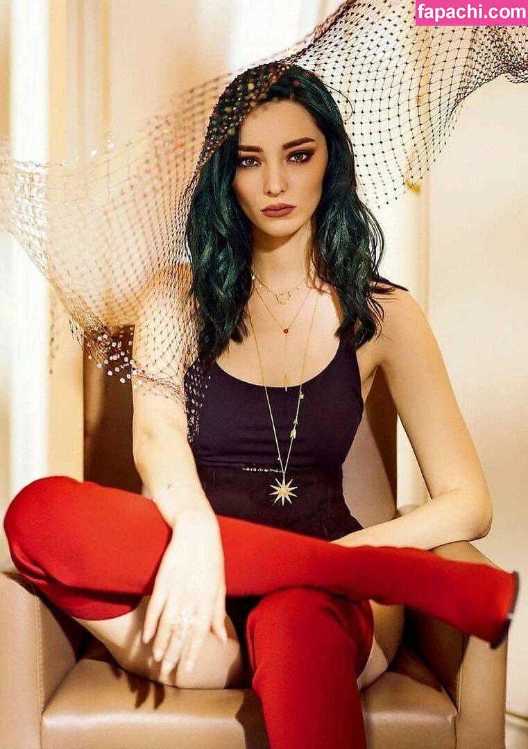 Emma Dumont / emmadumont leaked nude photo #0023 from OnlyFans/Patreon