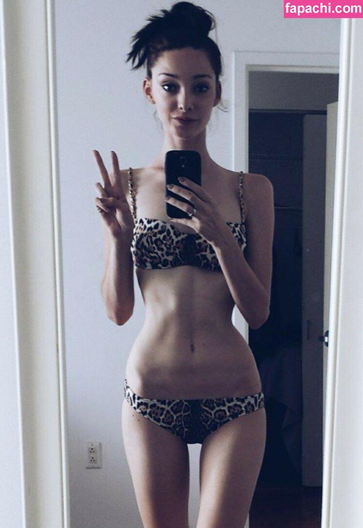 Emma Dumont / emmadumont leaked nude photo #0028 from OnlyFans/Patreon