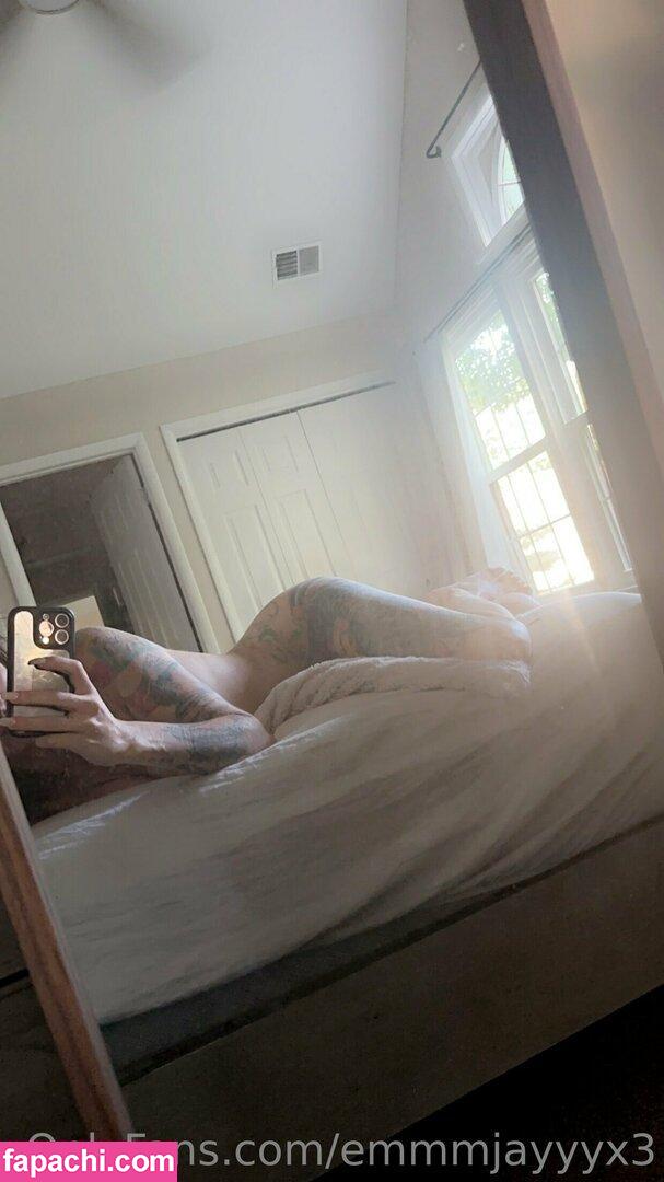 emmmjayyyx3 / whatisthemaximumcapacityonthis leaked nude photo #0021 from OnlyFans/Patreon