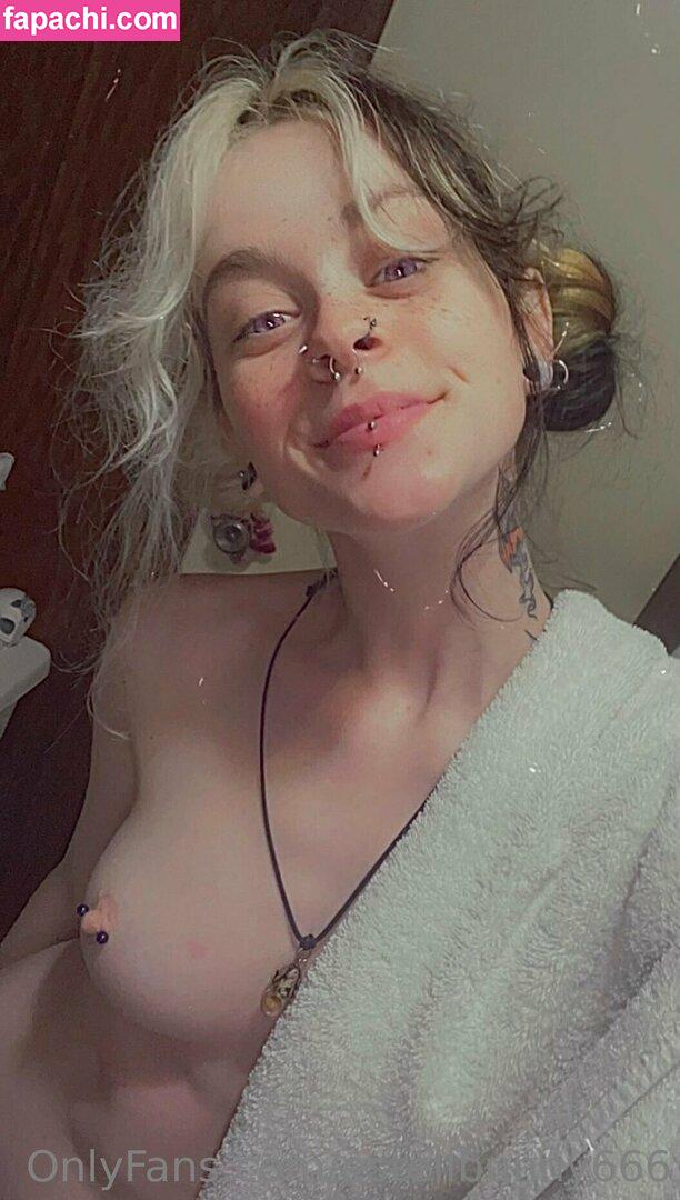 estellbunny666 / smilesbunny666 leaked nude photo #0055 from OnlyFans/Patreon