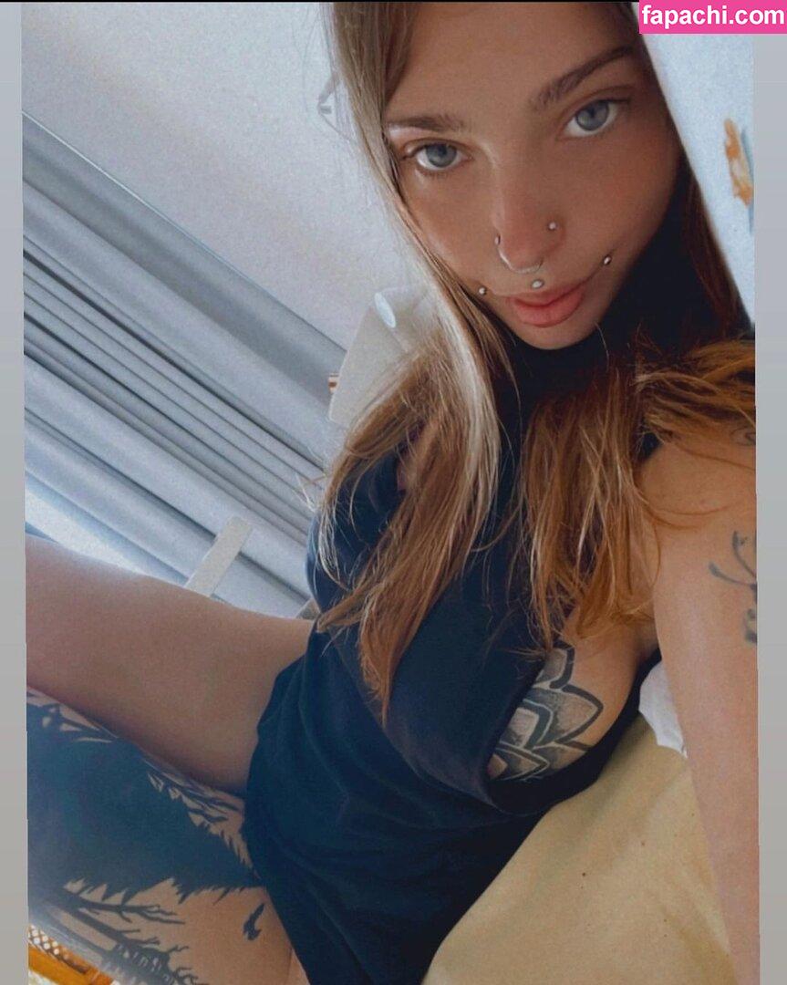 evasciacca / Evina98 / _.evasciacca._ leaked nude photo #0005 from OnlyFans/Patreon