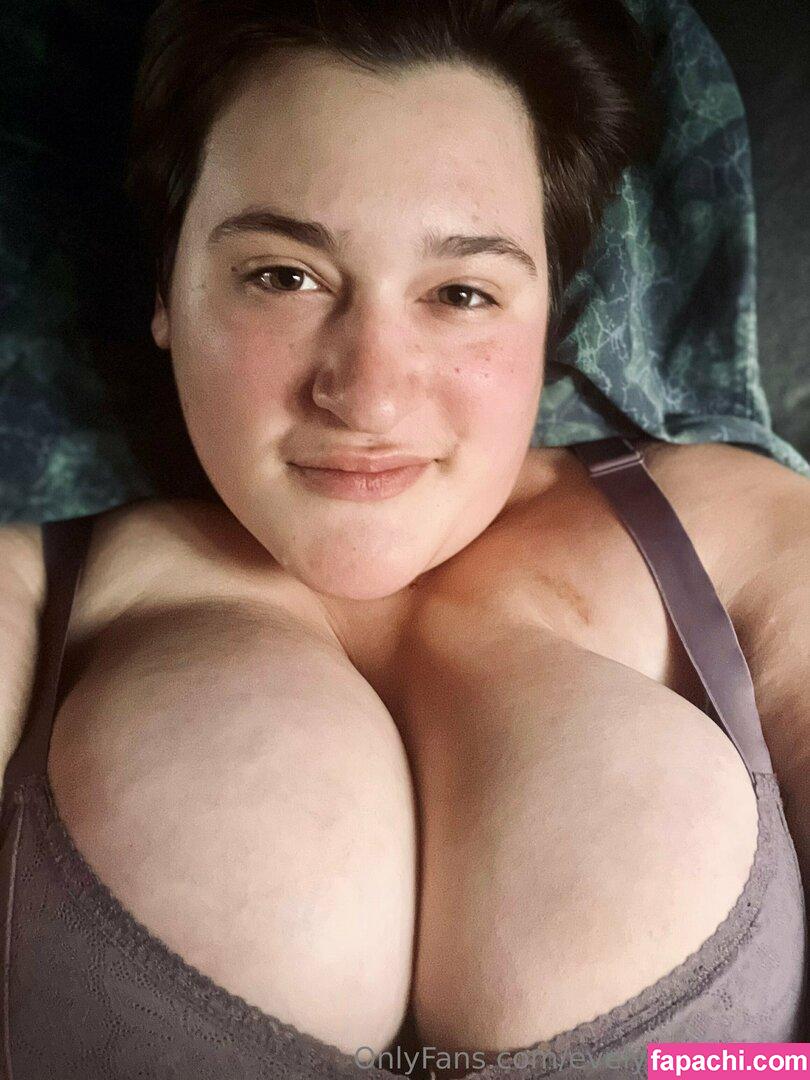 evelynmusefree / ezonmjames leaked nude photo #0136 from OnlyFans/Patreon