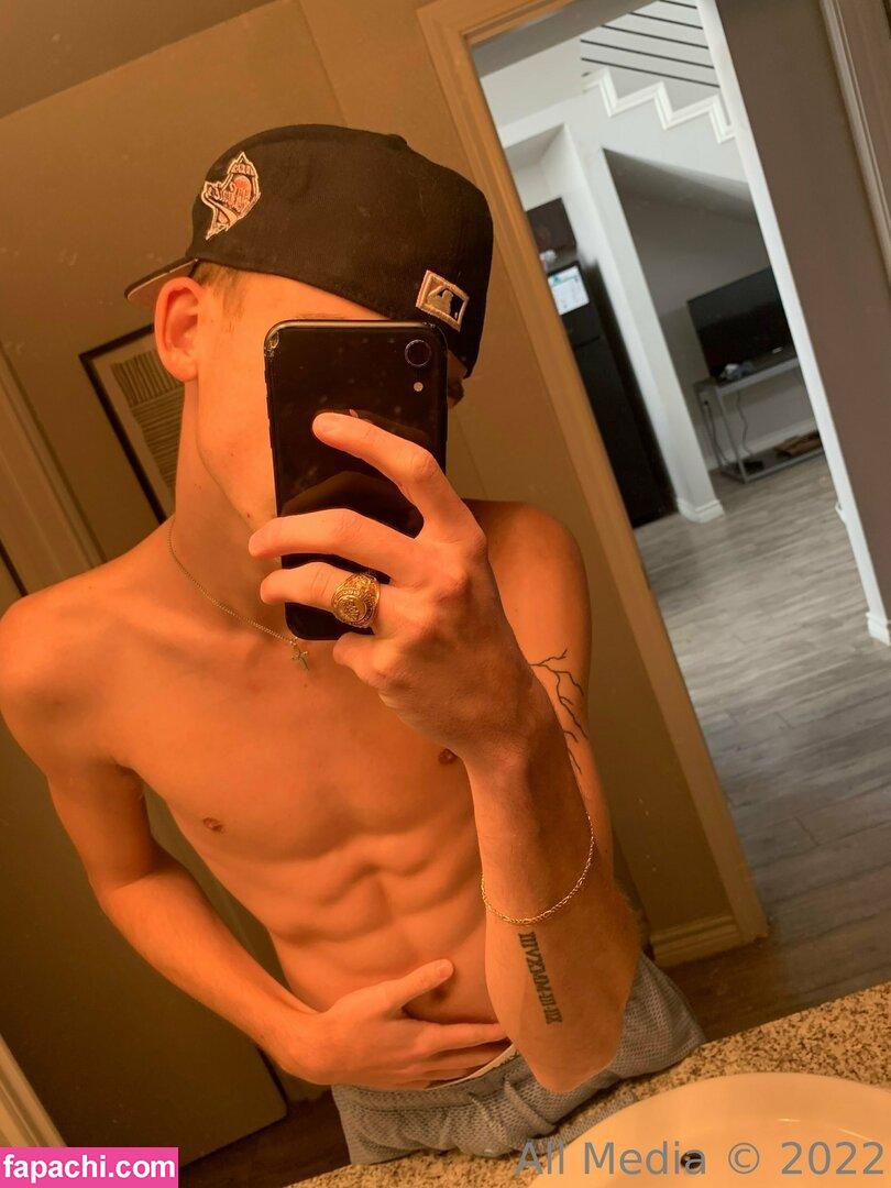 exclusivehuddy / highlyexclusive_ leaked nude photo #0003 from OnlyFans/Patreon