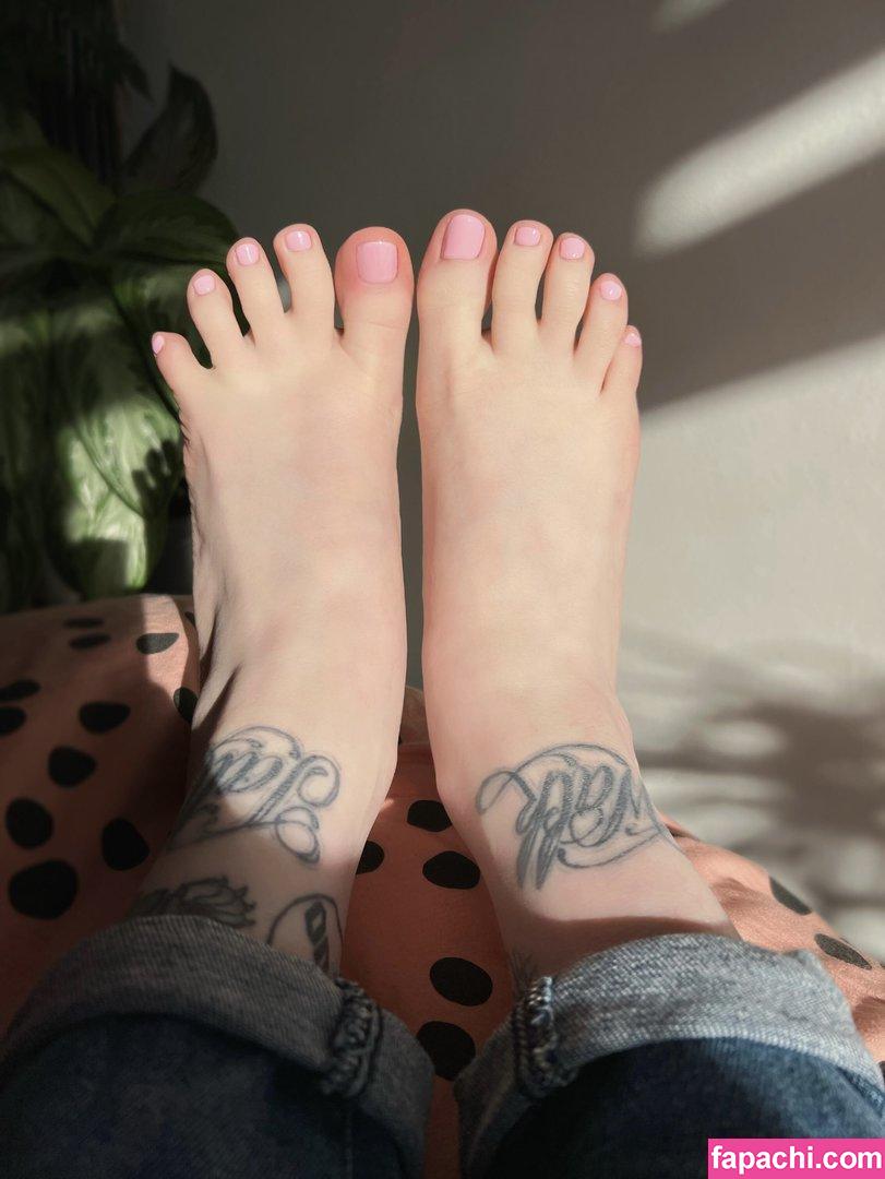 faefeet127 / realfaefeet leaked nude photo #0018 from OnlyFans/Patreon