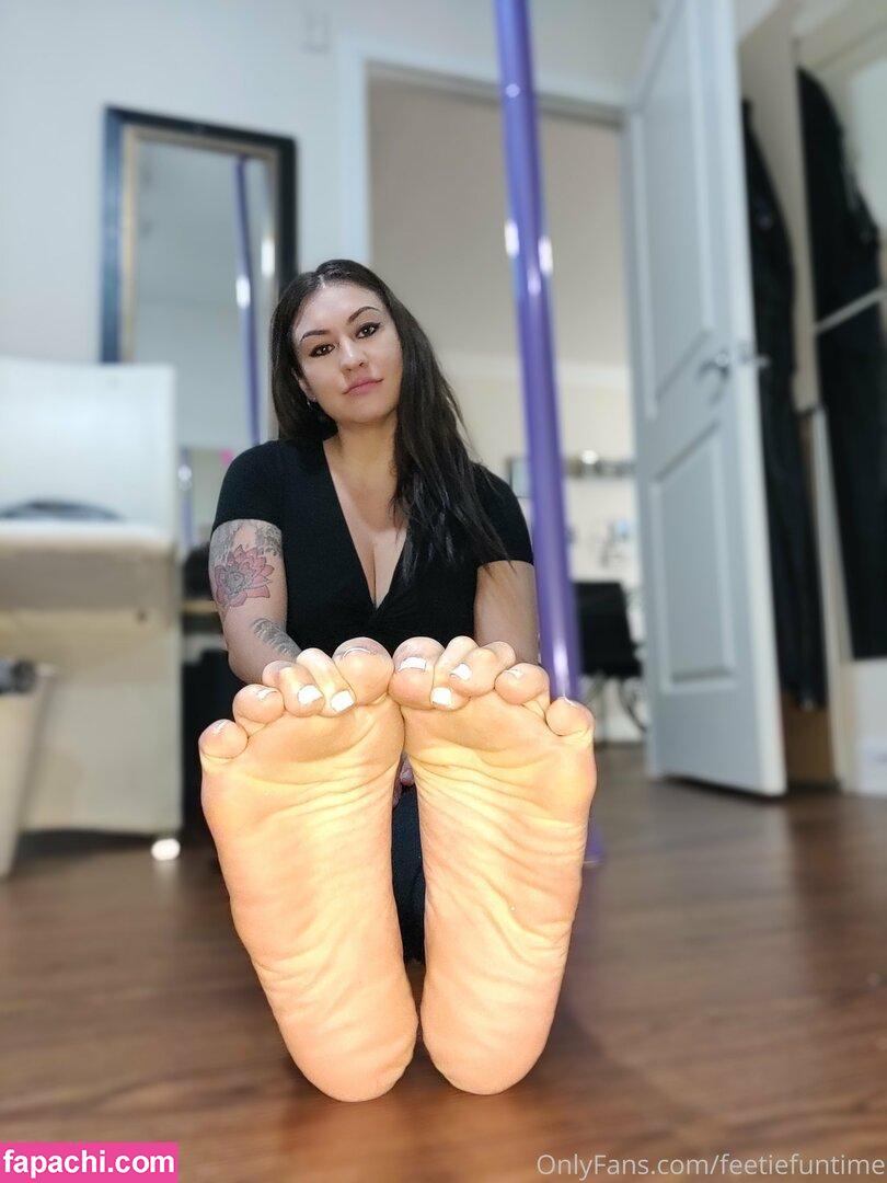 feetiefuntime / sweetestofpaige leaked nude photo #0056 from OnlyFans/Patreon