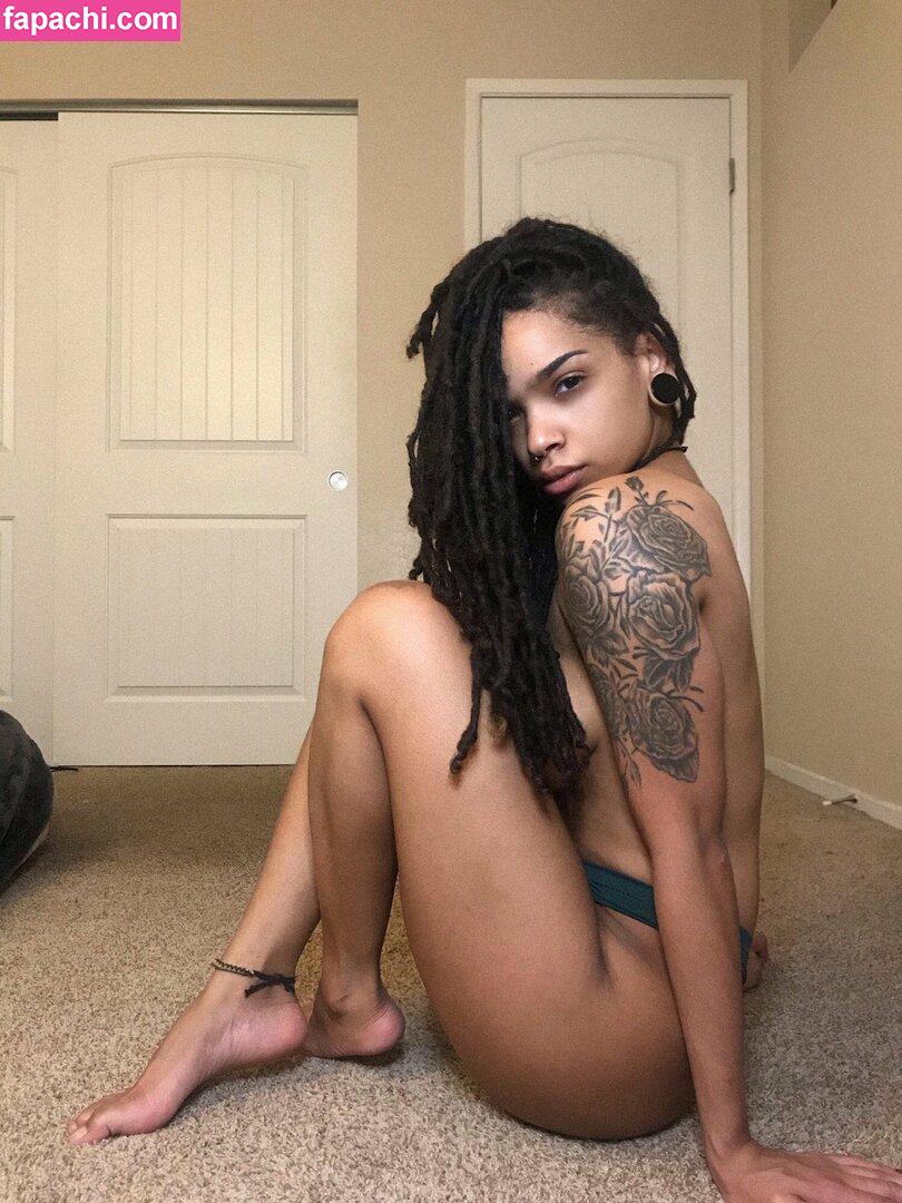 Feistybadazz / feistyb leaked nude photo #0015 from OnlyFans/Patreon