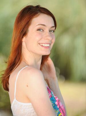 Felicia Day leaked media #0124