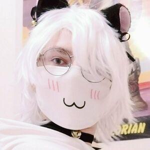 femboy_moth avatar