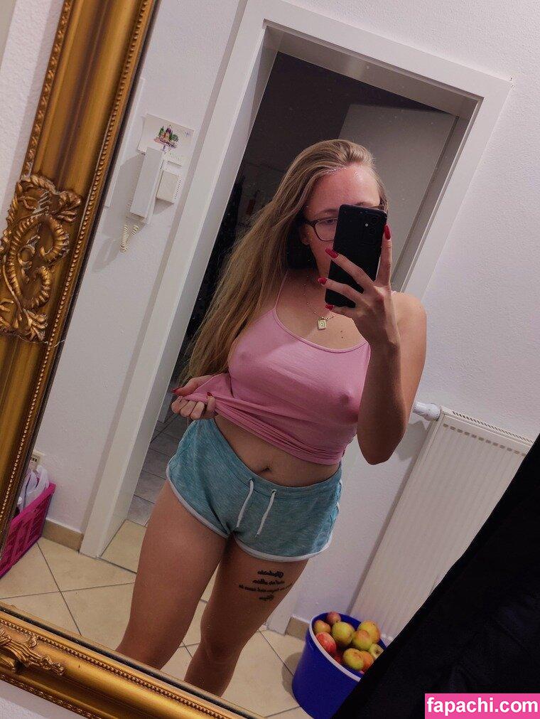 Feuerrose / FeuerRose_ leaked nude photo #0003 from OnlyFans/Patreon