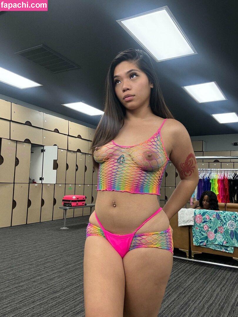 filuhpinaa / f1luhp1na / filuhpina.ph leaked nude photo #0080 from OnlyFans/Patreon