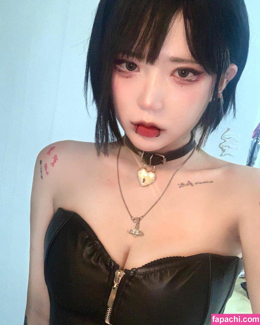 fishzombie / joyaki / surethisbunny / 죠야끼 leaked nude photo #0009 from OnlyFans/Patreon