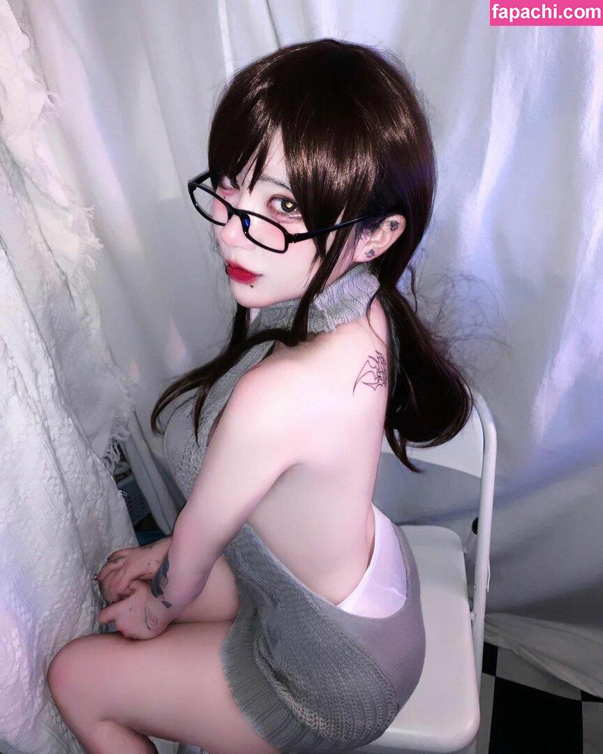 fishzombie / joyaki / surethisbunny / 죠야끼 leaked nude photo #0023 from OnlyFans/Patreon