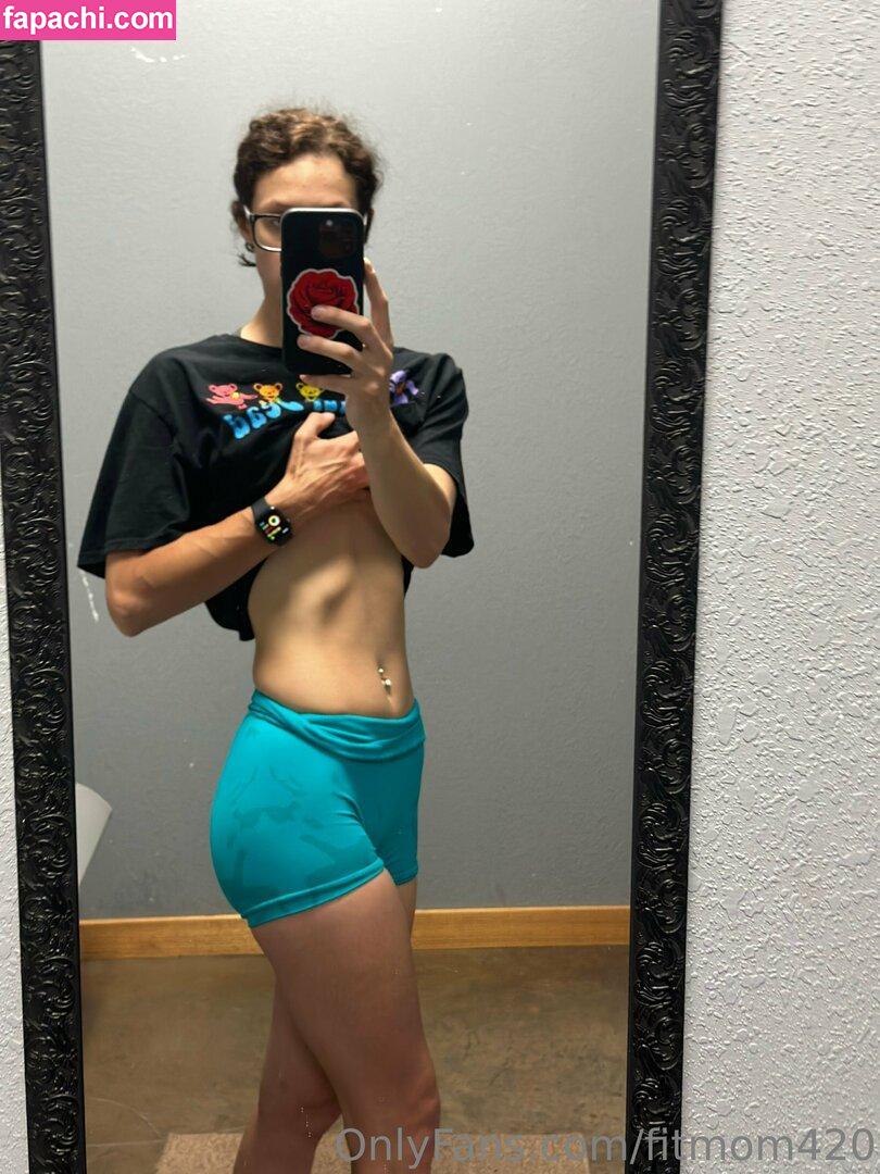 fitmom420 / Elizabeth / fitmomology42 leaked nude photo #0058 from OnlyFans/Patreon