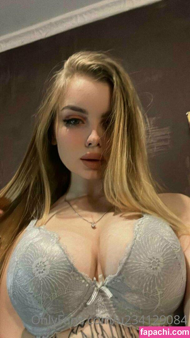 flora_belll / flora_bell leaked nude photo #0011 from OnlyFans/Patreon