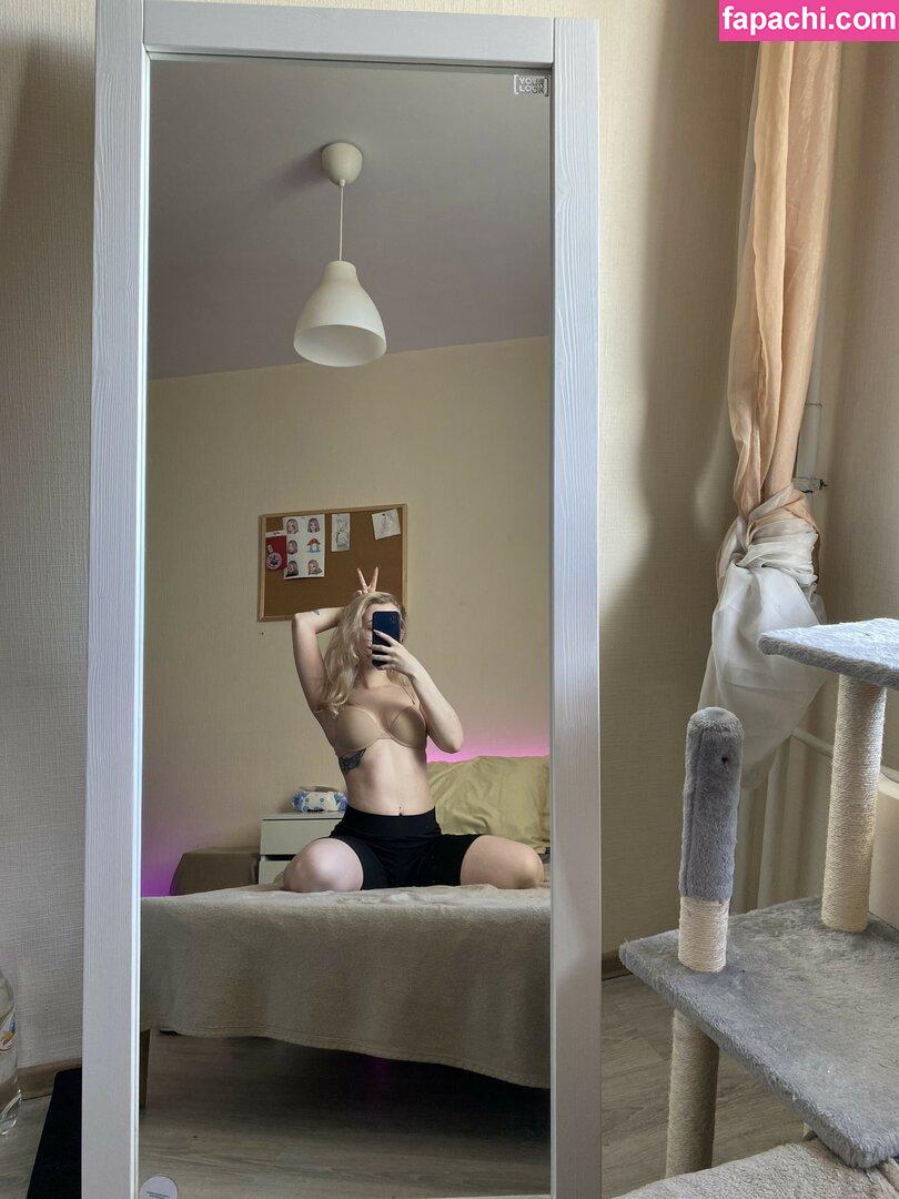 Fox_Happiness / fox.happiness / fox_pleasure leaked nude photo #0011 from OnlyFans/Patreon